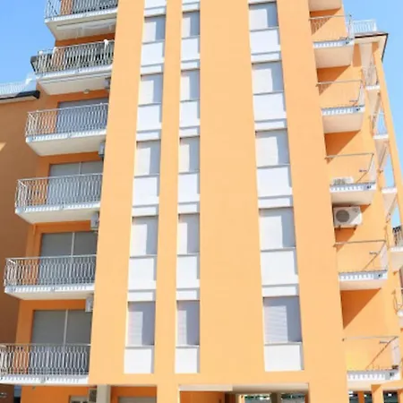 Just Few Meters From The Appartement Bibione